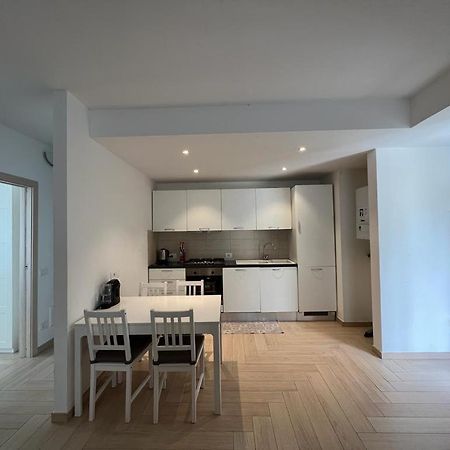 Appartato A 5 Minuti Dal Mare Apartment Imperia Exterior photo