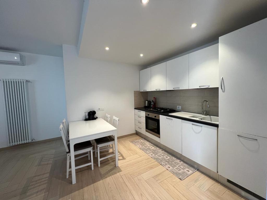 Appartato A 5 Minuti Dal Mare Apartment Imperia Exterior photo